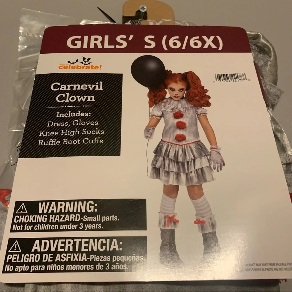 NWT. WAY TO CELEBRATE Carnevil Clown Creepy Clown Kids Costume